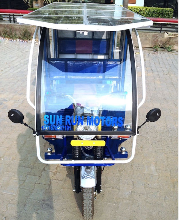 Solar E Rickshaw