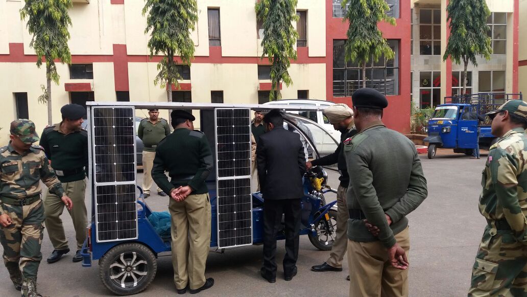 Solar E Rickshaw